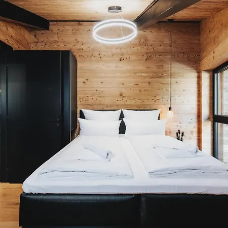 Penthouse Mit Whirlpool In Apartment