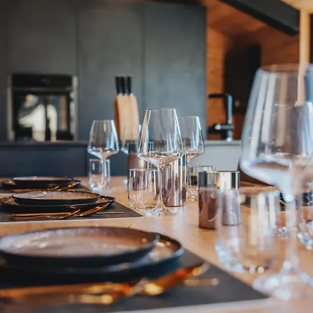 Penthouse Mit Whirlpool In Apartment *