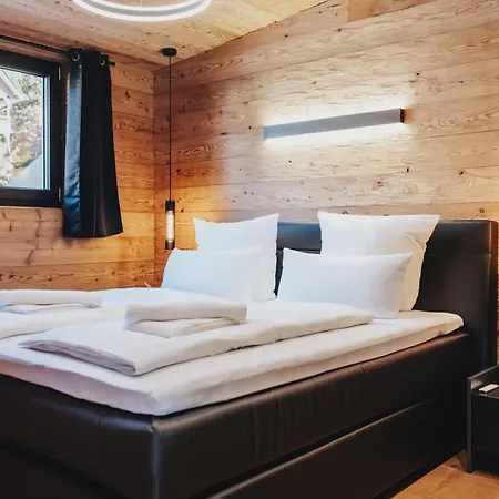 Penthouse Mit Whirlpool In Apartment