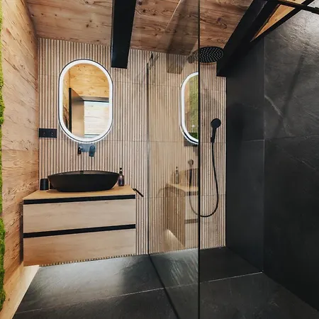 Penthouse Mit Whirlpool In Apartment Hinterzarten