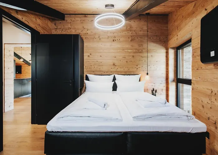 Penthouse Mit Whirlpool In 公寓