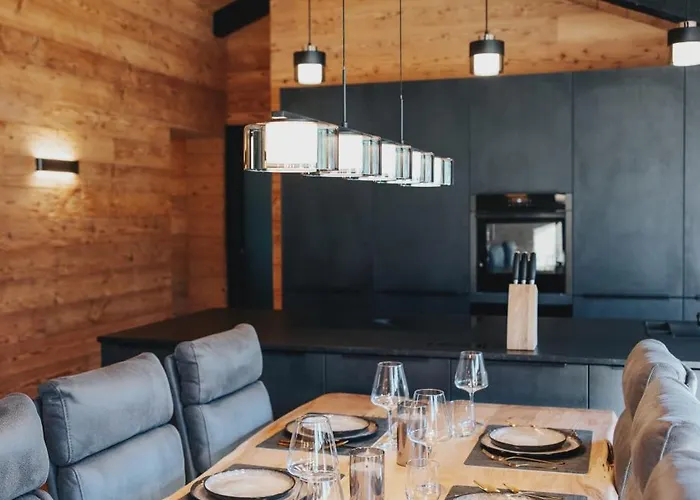 Penthouse Mit Whirlpool In