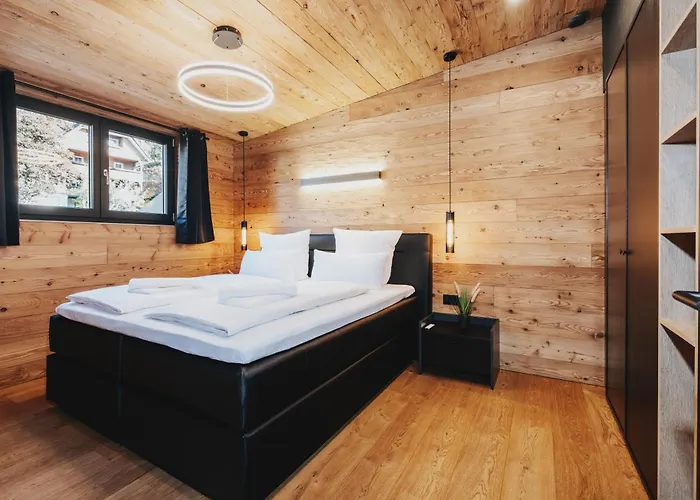 Penthouse Mit Whirlpool In *