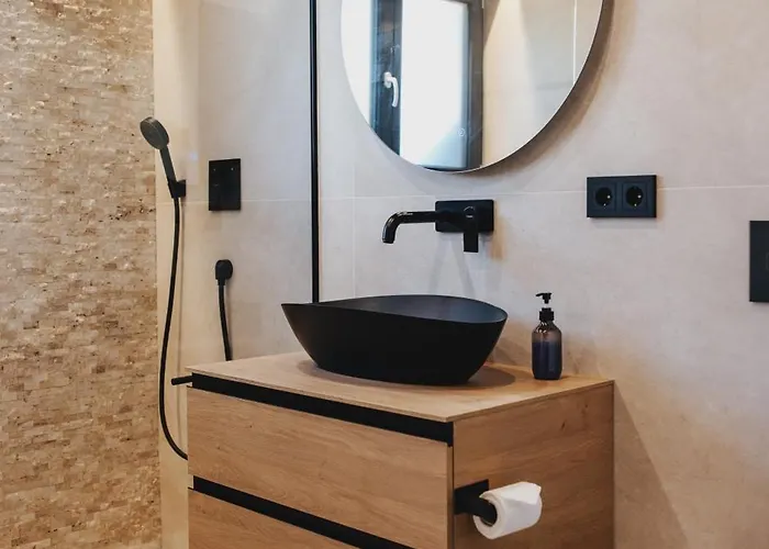 Penthouse Mit Whirlpool In 欣特察尔滕